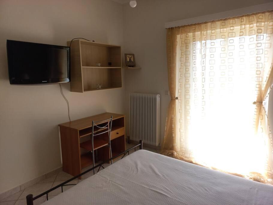 Stefkas Apartment1 Patras Luaran gambar
